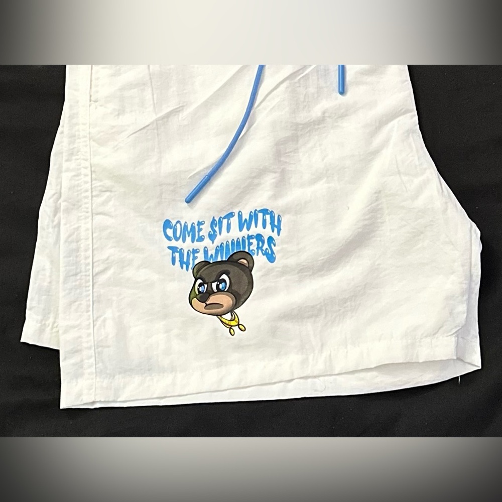 Winning Team Couture lineup (hoochie daddy) shorts.